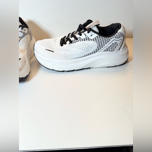 Men\'s White and Black Athletic Shoes size 10.5 main image 9